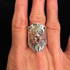 Silver Tone Lion Head Ring